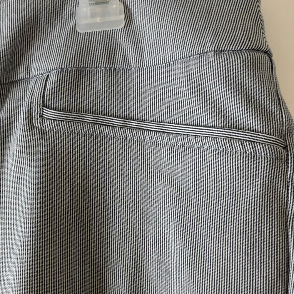 Fine grey stripe wide leg chic pant